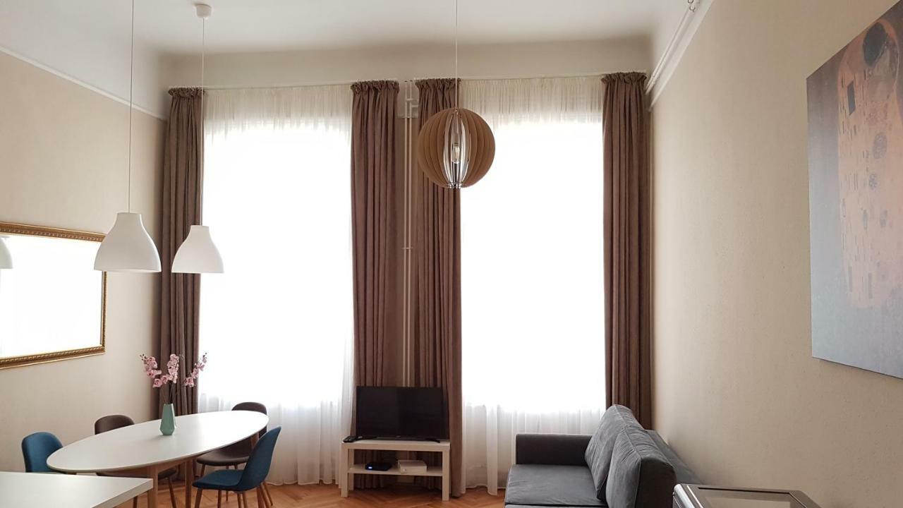 Cbs Apartments Budapest Budapeste Exterior foto